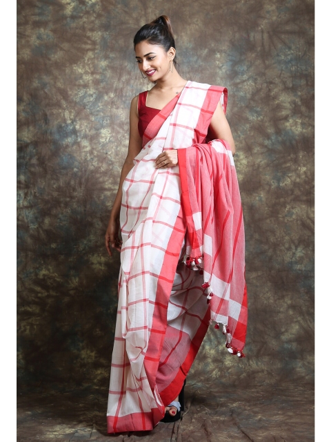 

Arhi White & Red Checks Print Saree With Tasseled Border