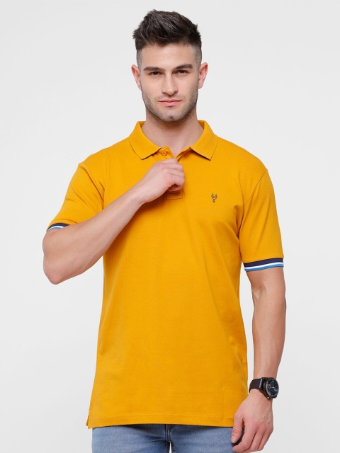 

Classic Polo Men Yellow Polo Collar Applique Slim Fit T-shirt