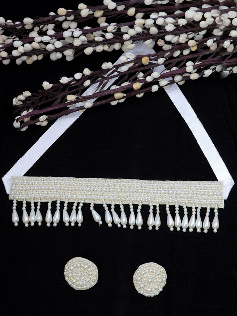 

Crunchy Fashion White Boho-Studded Jewellery Set