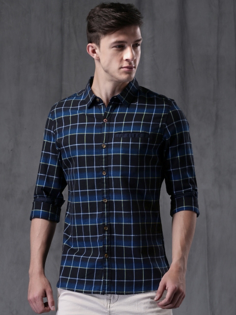 

WROGN Men Black & Navy Slim Fit Checked Casual Shirt
