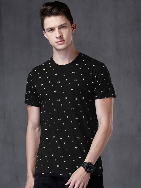 

WROGN Men Black Printed Round Neck T-shirt