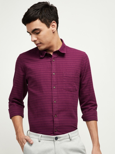 

max Men Burgundy & Pink Horizontal Stripes Casual Shirt