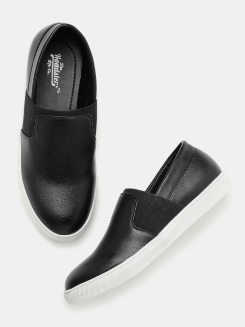 

Roadster Men Black Slip-Ons