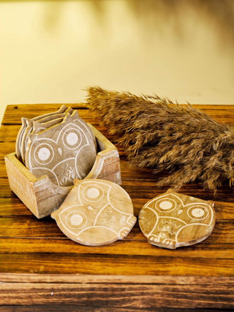 

The Wishing Chair Set Of 6 Brown Textured Hoot Wooden Coaster