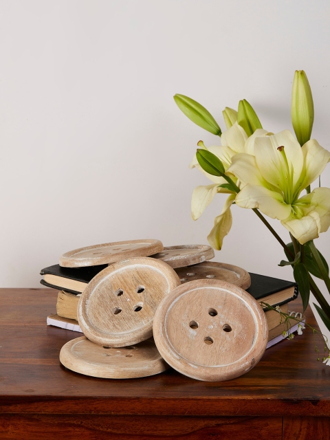 

The Wishing Chair Set of 6 Wooden Button Coasters, Brown