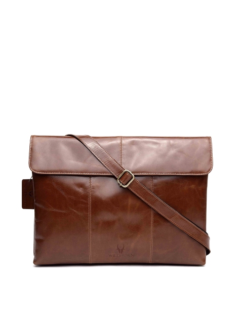 

WildHorn Men Brown Genuine Leather Messenger Bag