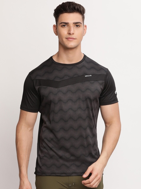 

Gallus Men Charcoal Geometric Printed Dri-FIT Gym T-shirt