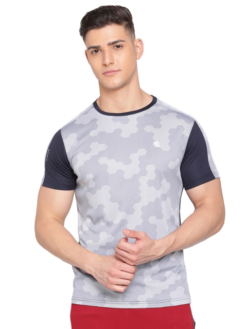 

Gallus Men Grey Camouflage Print Dri-FIT Training T-shirt