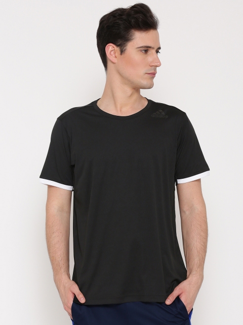 

ADIDAS Men Black Freelift Solid Round Neck T-shirt