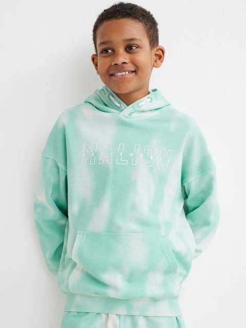 

H&M Boys Green Printed Hoodie