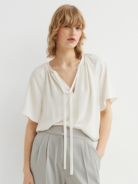 

H&M White Short-Sleeved Tie-Detail Blouse