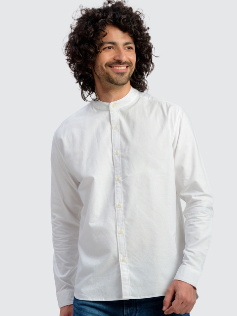 

KINGDOM OF WHITE Men White Smart Casual Shirt