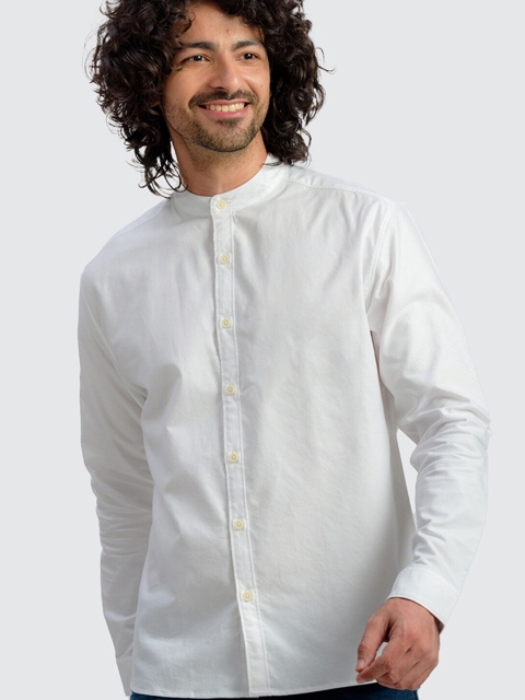 

KINGDOM OF WHITE Men White Smart Casual Shirt