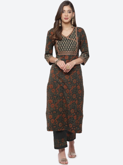 

Meena Bazaar Women Green Floral Angrakha Pure Cotton Straight Kurta with Trouser