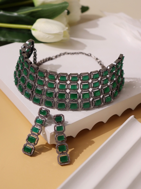 

CURIO COTTAGE Silver-Plated Green Choker Set