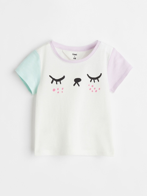 

H&M Girls White Graphic Printed Cotton T-Shirt