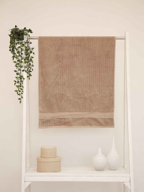 

Ariana Camel Brown 600 GSM Striped Cotton Bath Towels