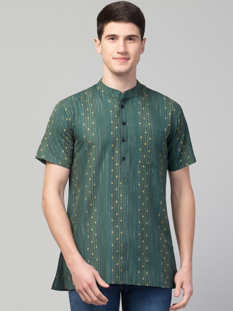 

Waahiba Men Green Geometric Printed Flared Sleeves Thread Work Kurta