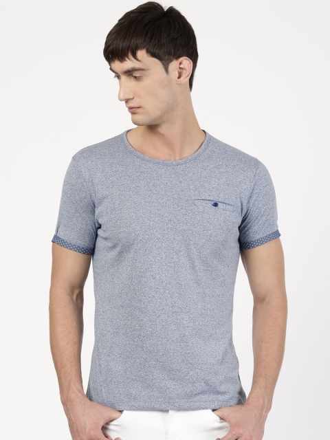 

ether Men Blue Solid Round Neck T-shirt