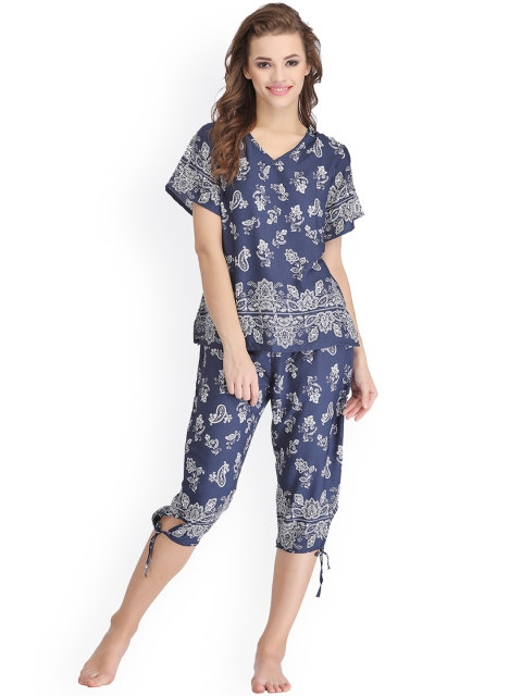 

Clovia Blue Printed Crepe Nightsuit LS0087P08