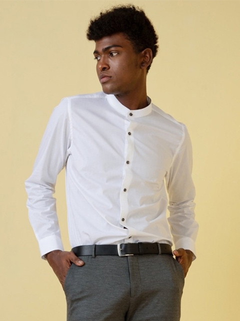 

Turtle Men White Slim Fit Formal Shirt