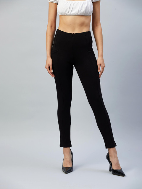 

DELAN Women Black Solid Slim-Fit Treggings