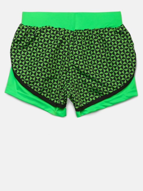 

YK Girls Green & Black Geometric Print Shorts