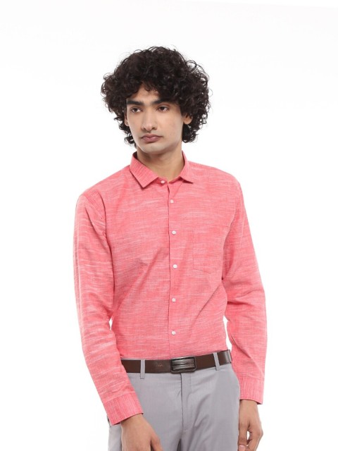 

V-Mart Men Red Standard Formal Shirt