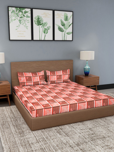 

GRACIT Red & Beige Geometric 240TC King Bedsheet with 2 Pillow Covers
