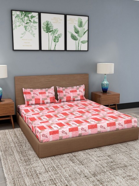 

GRACIT Pink & Red Geometric King Bedsheet with 2 Pillow Covers