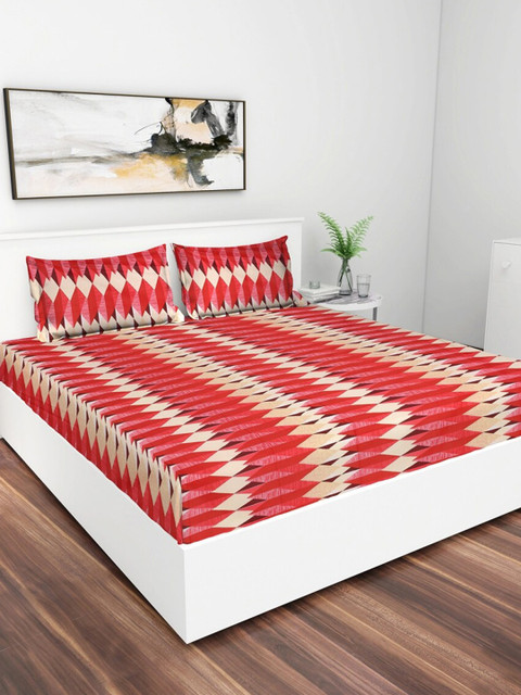 

GRACIT Red & Beige 240TC King Bedsheet with 2 Pillow Covers