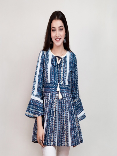 

Maishi Navy Blue Print Tie-Up Neck Longline Top