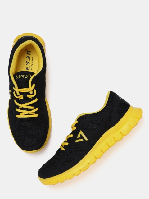 

SEVEN by MS Dhoni Men Black Rector Training Shoes
