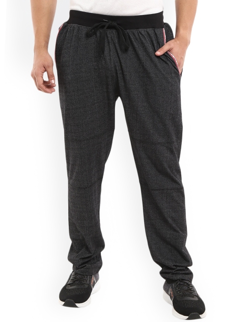 

V-Mart Men Black Solid Cotton Track Pant