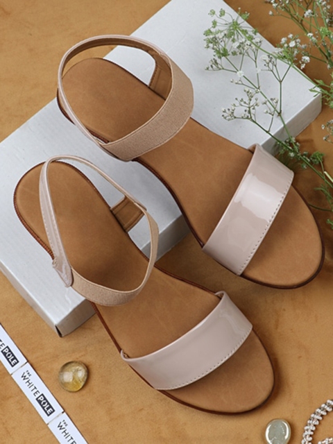 

THE WHITE POLE Beige Party Block Sandals