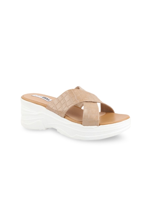 

THE WHITE POLE Beige & White Textured Party Wedge Sandals