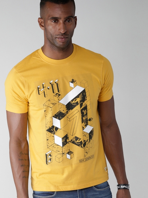 

SEVEN by MS Dhoni Men Yellow Urban Landscape Printed Round Neck T-Shirt