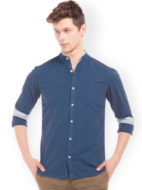 

Breakbounce Men Navy Blue Slim Fit Solid Casual Shirt