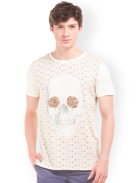 

Breakbounce Men Off-White Printed Round Neck T-shirt