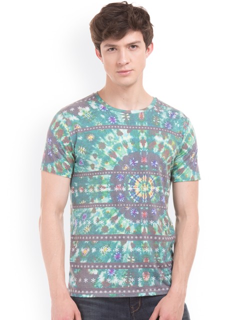 

Breakbounce Men Green Printed Round Neck T-shirt