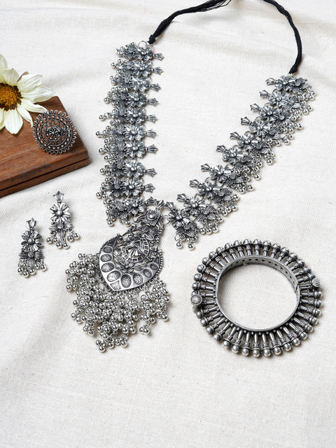 

TEEJH Silver-Plated Oxidised Jewellery Set