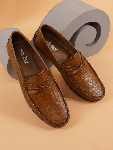 

Get Glamr Men Tan Textured Loafers