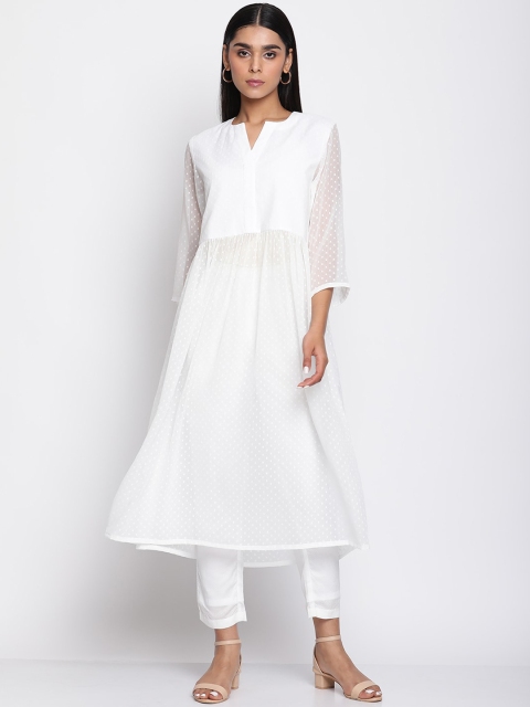 

trueBrowns Women White Kurta with Trousers