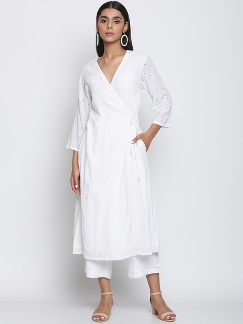 

trueBrowns Women White Angrakha Pure Cotton Kurta with Trousers
