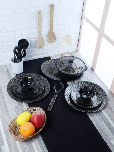 

CDI Set of 40 Black & Grey Printed Melamine Glossy Dinner Set