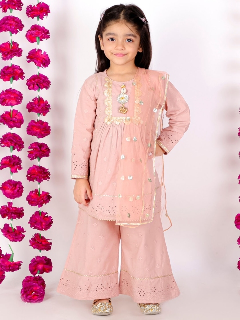 

Little Bansi Girls Brown Printed Pure Cotton Kurta with Churidar & With Dupatta