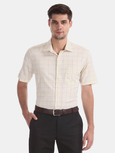 

AD By Arvind Men Off White Regular Fit Checked Cotton Formal Shirt