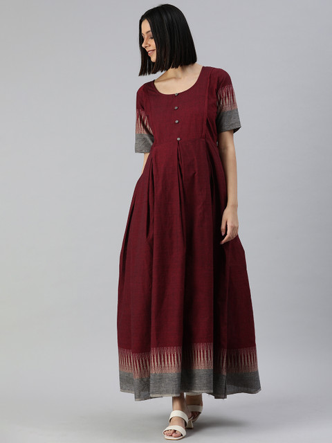 

Swishchick Maroon Pure Cotton Maternity Maxi Dress