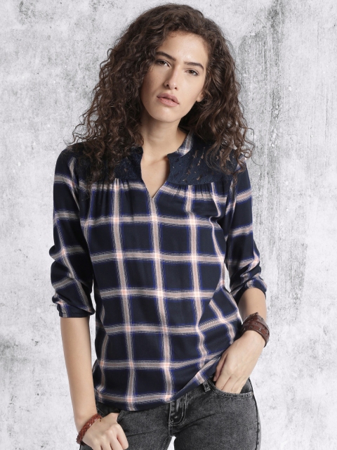 

Roadster Women Navy & Off-White Checked Top, Navy blue
