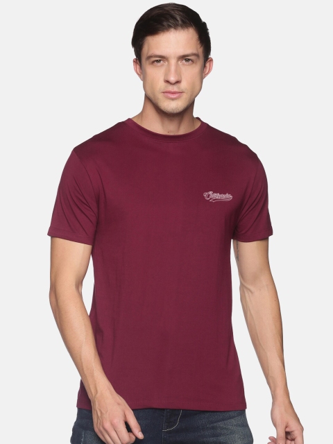 

BLACK RADIO Men Maroon Slim Fit T-shirt